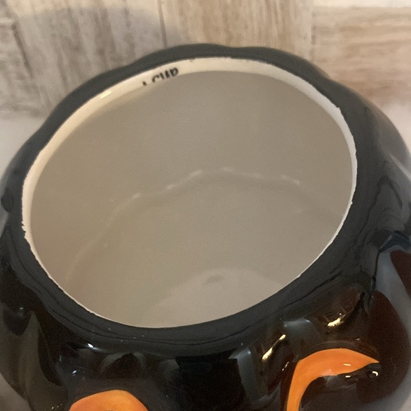 10 Strawberry Street Stacking Jack o Lantern Measuring Cups - Picture 9 of 13